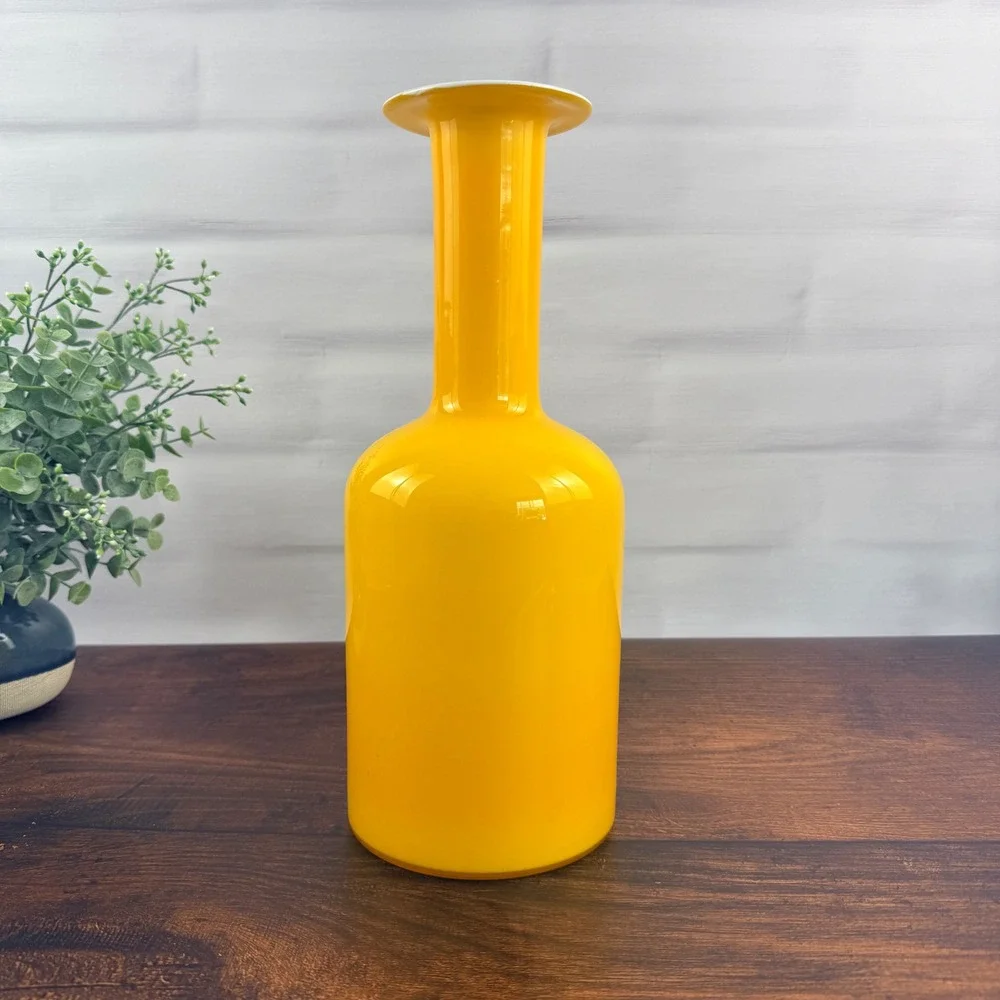 Holmegaard Otto Brauer Gulvvase Yellow Cased Glass Vase Denmark MCM 12 Inch